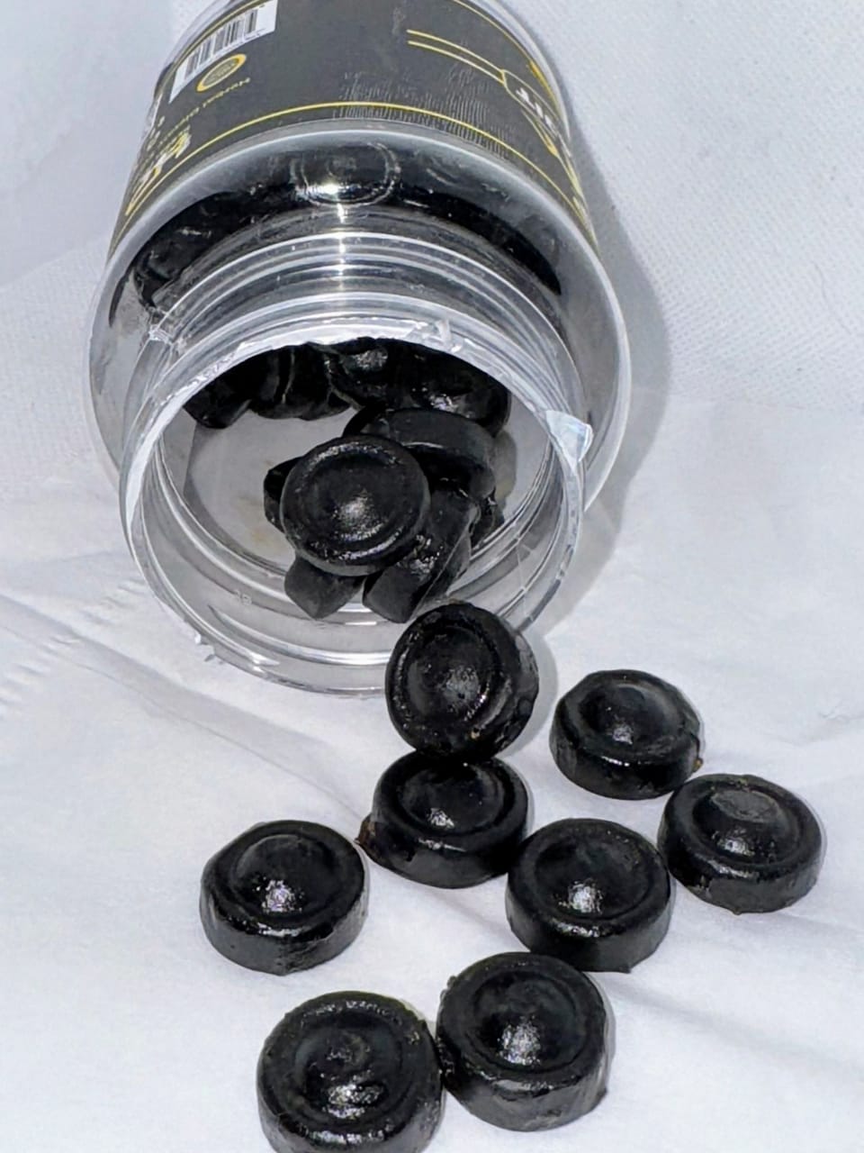 Nooreena Shilajit Gummies